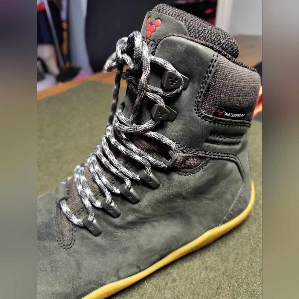 VivoBarefoot Tracker II FG Waterproof Hiking Boots Size 37